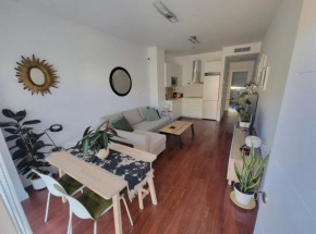 Fantástico apartamento con piscina.